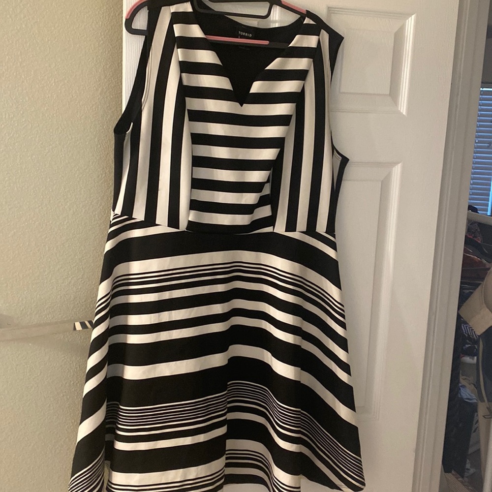 COPY - Torrid Midi Dress!